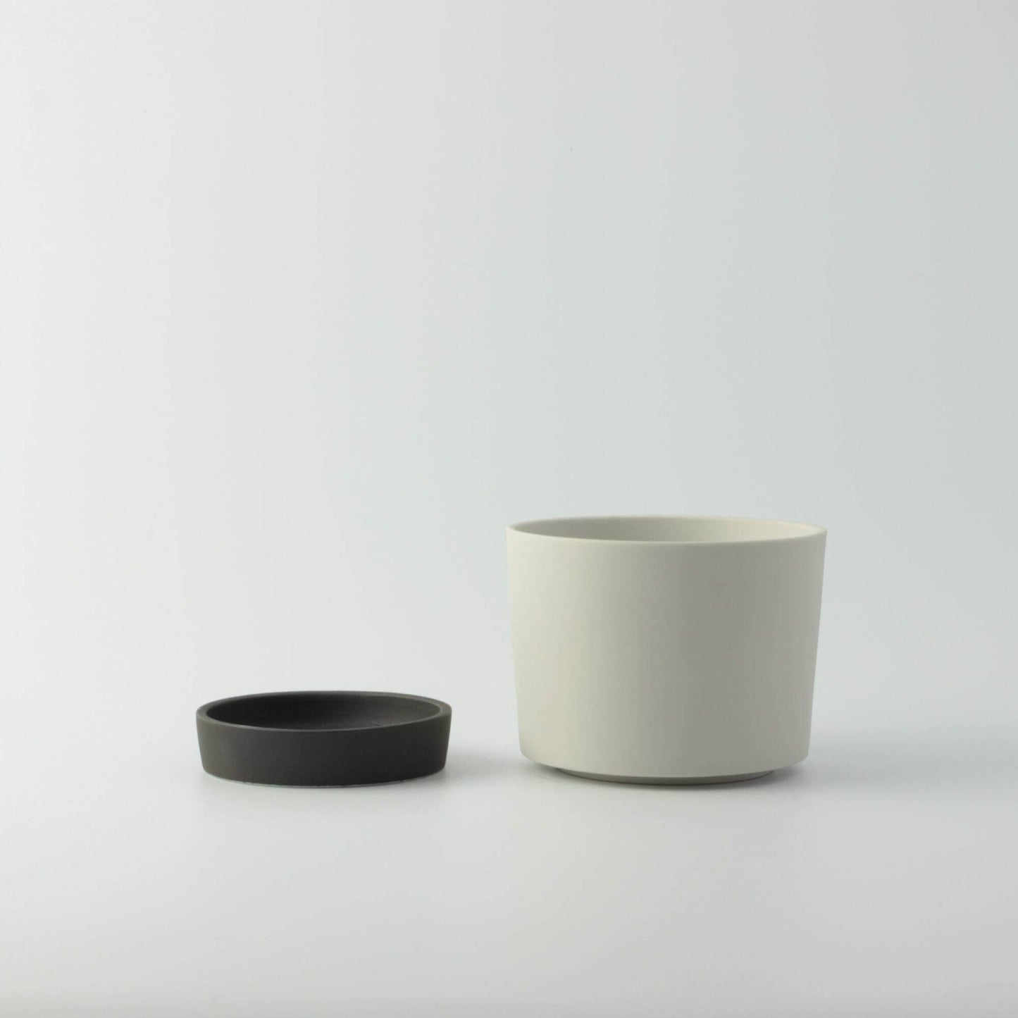 Yamatsu - Round grip pot & dish S - Wecreate Japan