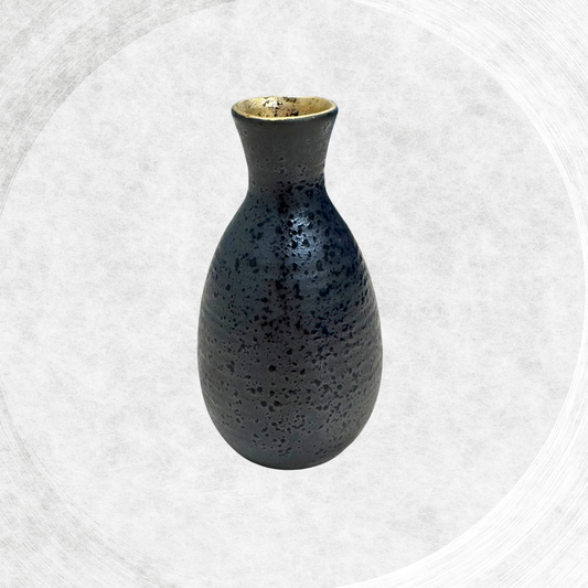 [1 go] sake bottle, Nanban cap